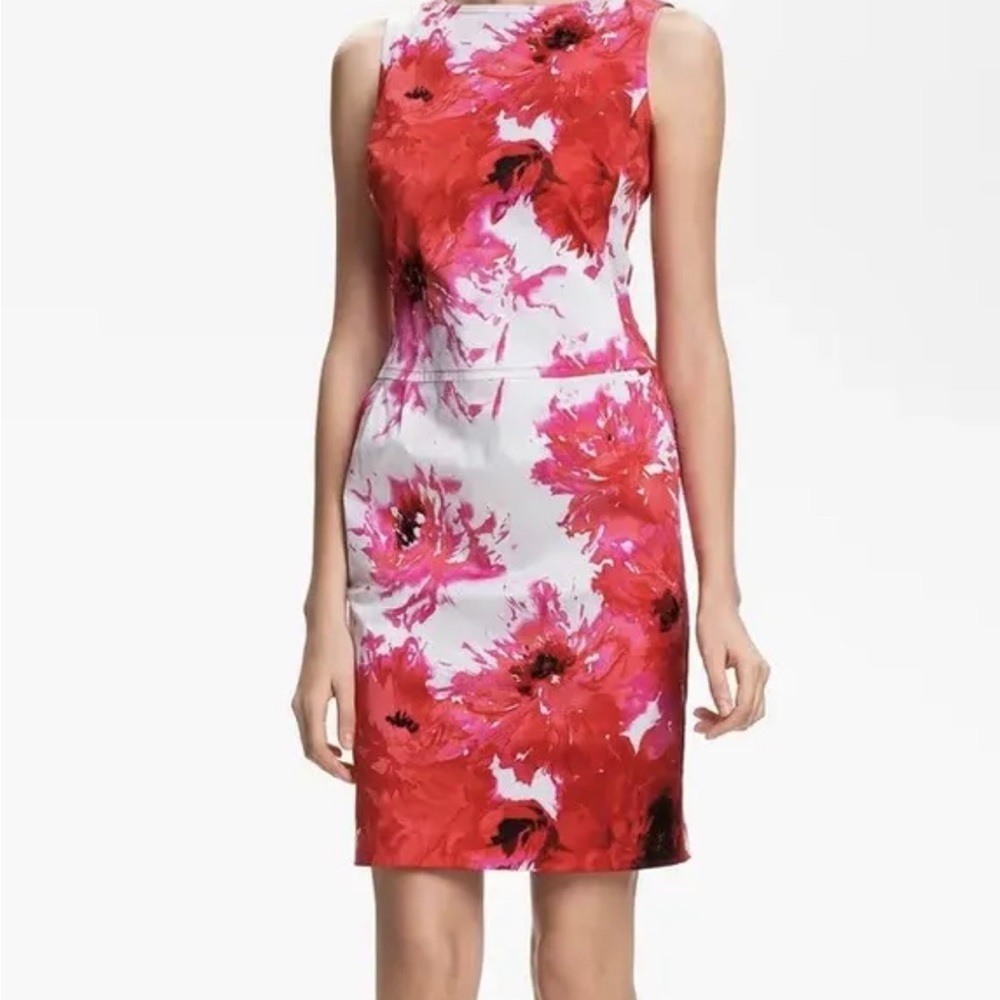 NWT St John Chrysanthemum Dress size 6